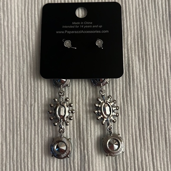 Paparazzi Rhinestone Drop Earrings - Picture 3 of 3